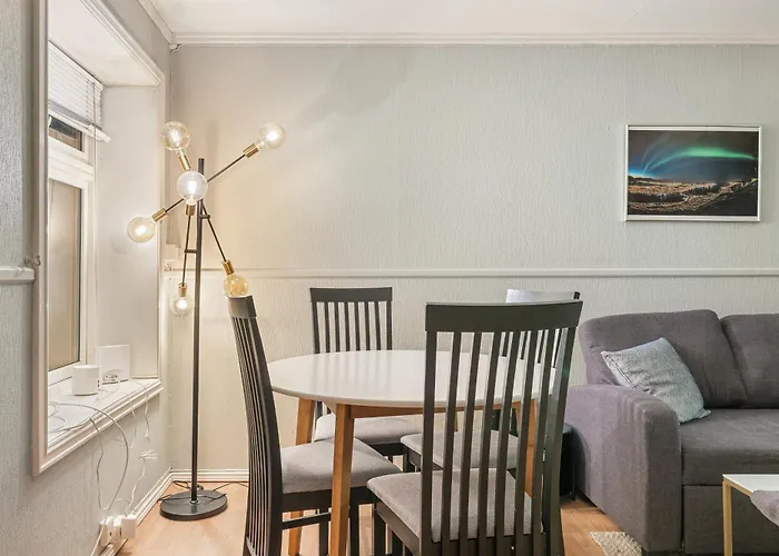Charming Apartment- Walk To Attractions 2 Daire *